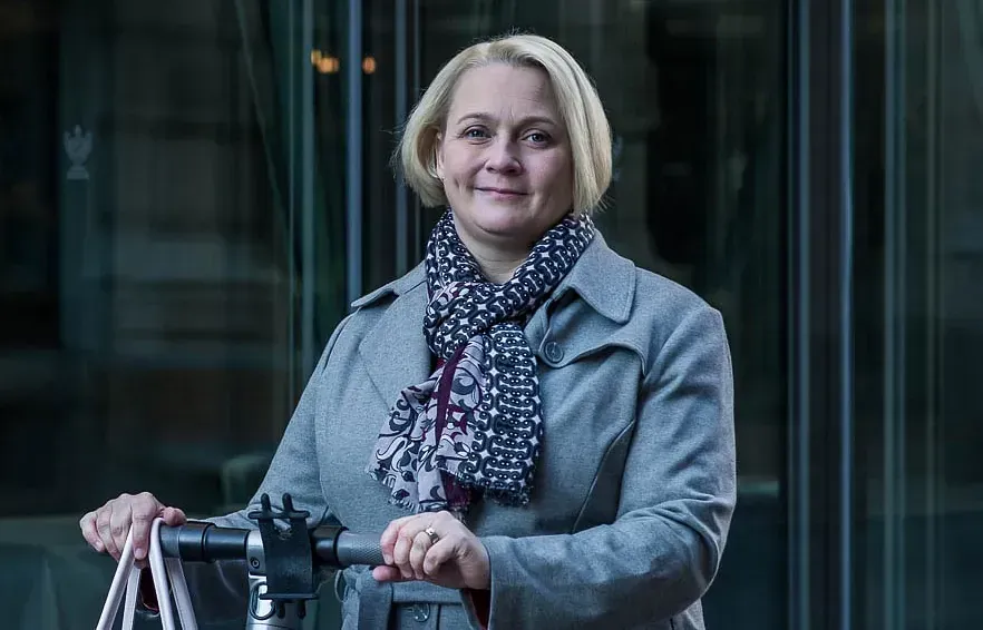 Bovalliuksen apurahan saaja: Kuuloliiton puheenjohtaja Taru Reinikaisen pro gradu -työ