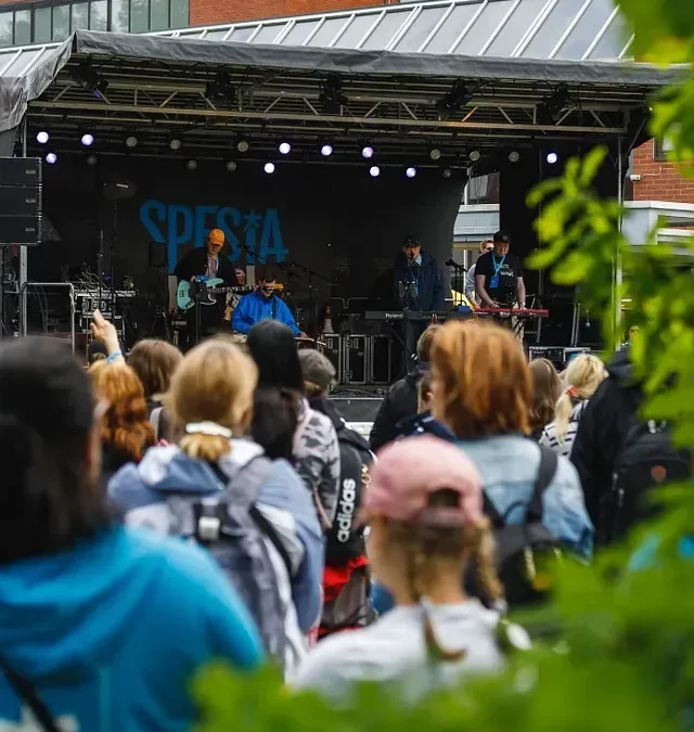 Ammattiopisto Spesian, Invalidiliiton, S. ja A. Bovalliuksen säätiö sr:n ja Järvenpään kaupungin yhteistyön tuloksena syntynyt festivaali kokosi yhteen Spesian opiskelijoita 11 eri paikkakunnalta. 